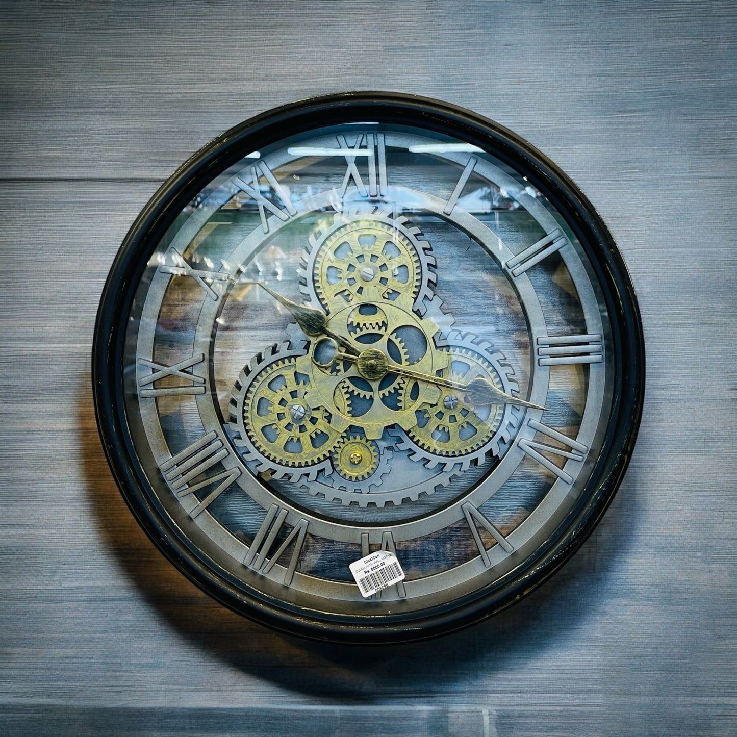 luxurious Wall Clock