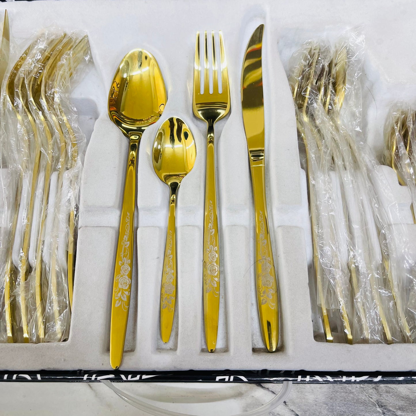 Ayd 24 Pcs Cutlery Set (Golden)