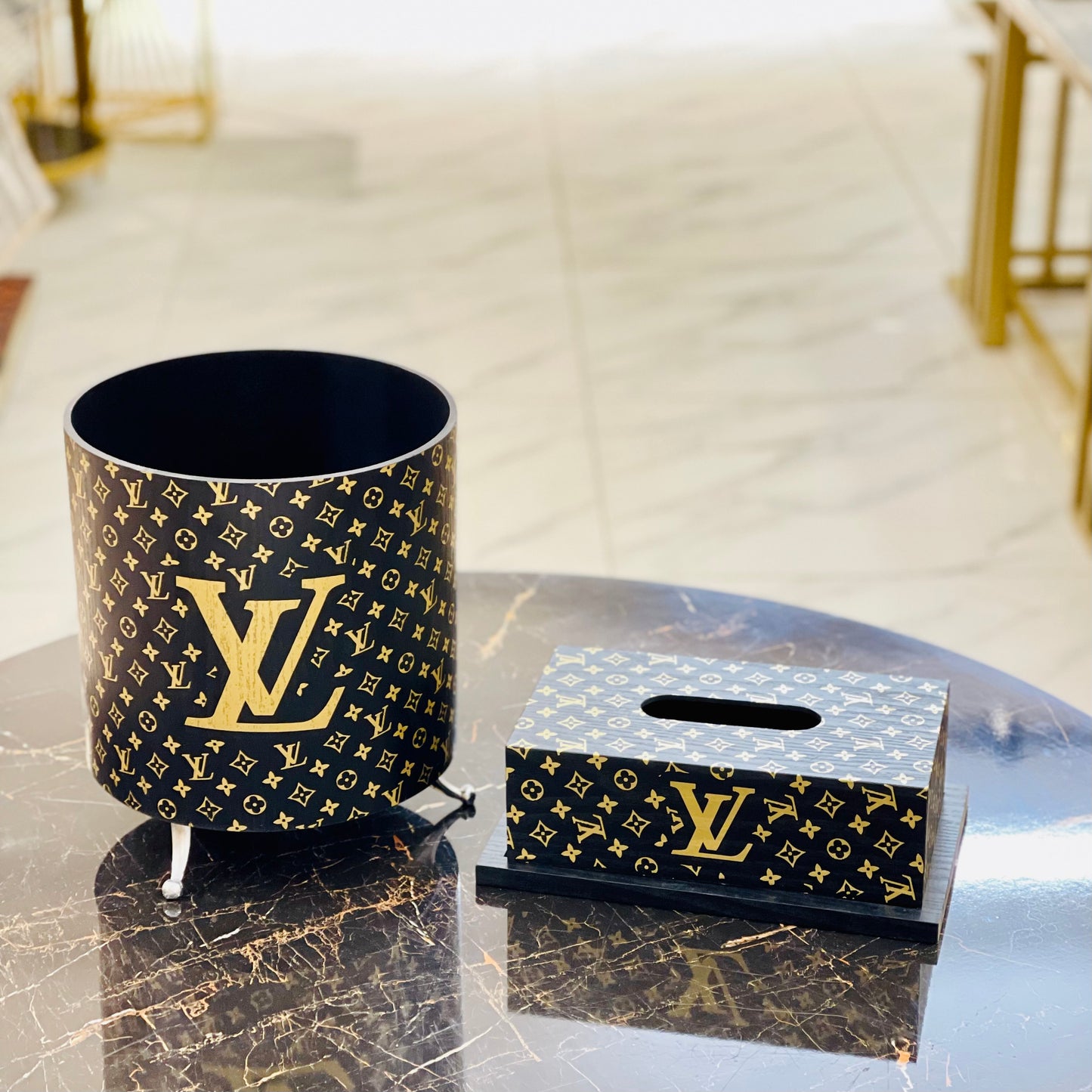 Round Tissue Box & Dustbin