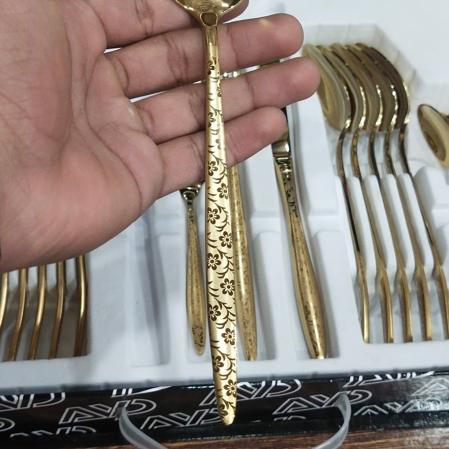 Ayd 24 Pcs Cutlery Set (Golden)