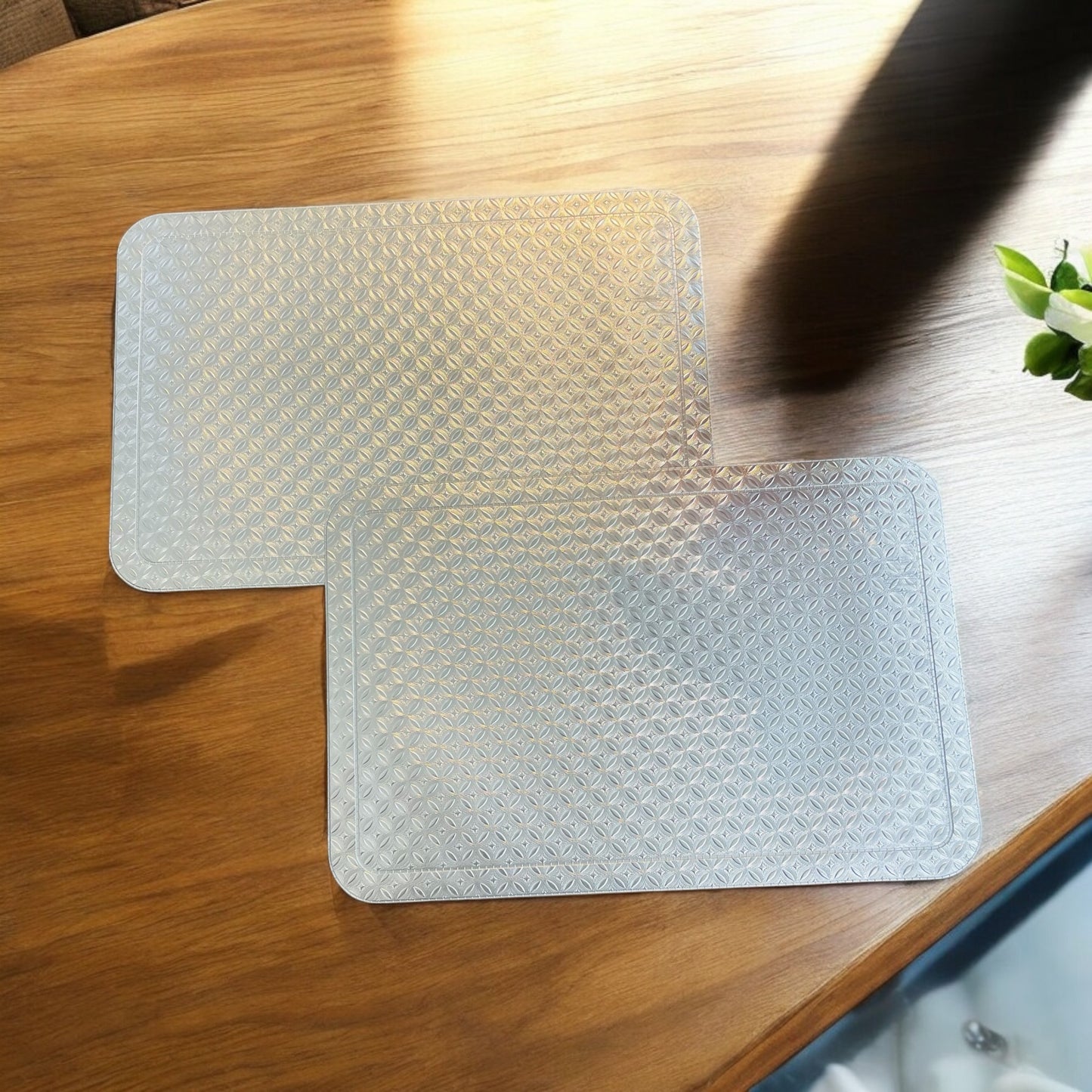 Silver Square Shape Table Mat