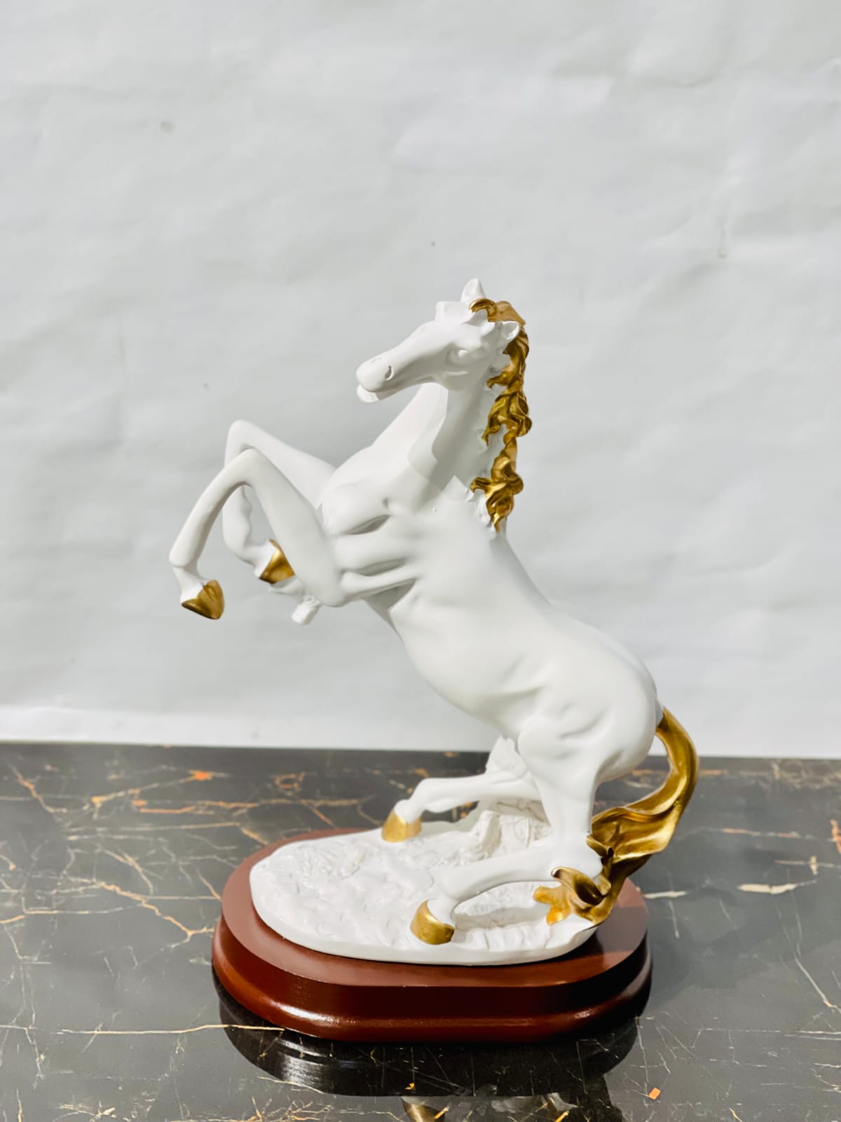 Artificial Rasin Horse Statue