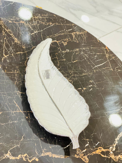 Ceramic Leaf Design Serving Dish